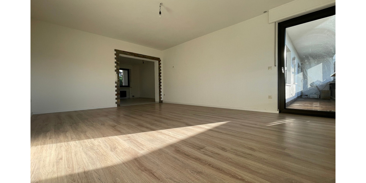 Einfamilienhaus Balve - 1 Zimmer, 243 m&sup2;, 450.000&euro; | Angebot:25703450