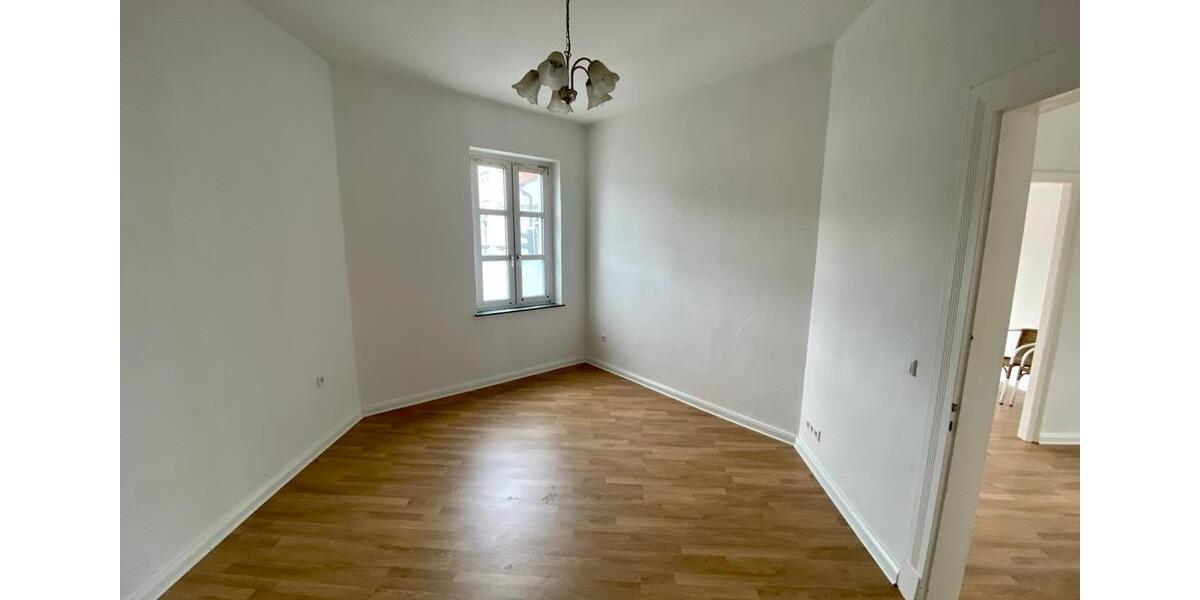 Etagenwohnung Arnsberg Rusch - 2 Zimmer, 77 m&sup2;, 620&euro; | Angebot:25236465