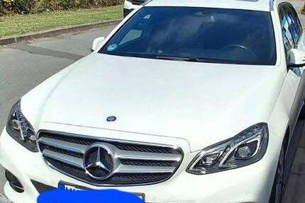 Mercedes-Benz 220 147.000 km 15.500 &euro; Menden (Sauerland), Stadt 58706