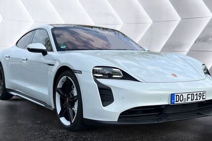 Porsche Taycan 115.215 km 53.990 &euro; Dortmund 44263