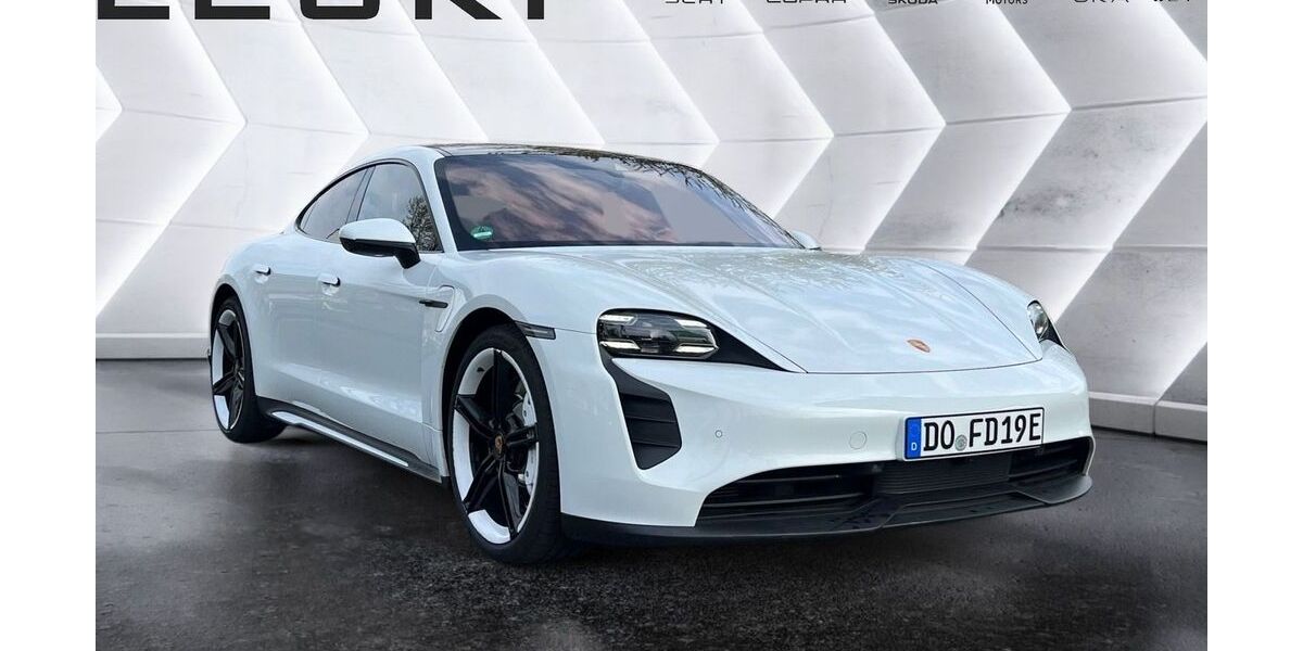 Porsche Taycan 115.215 km 53.990 &euro; Dortmund 44263