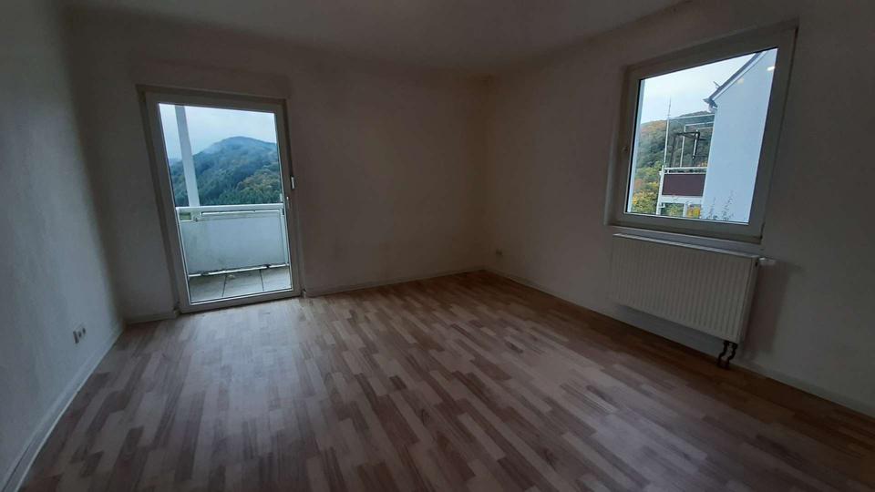 Etagenwohnung Altena - 2 Zimmer, 51 m&sup2;, 290&euro; | Angebot:23511591