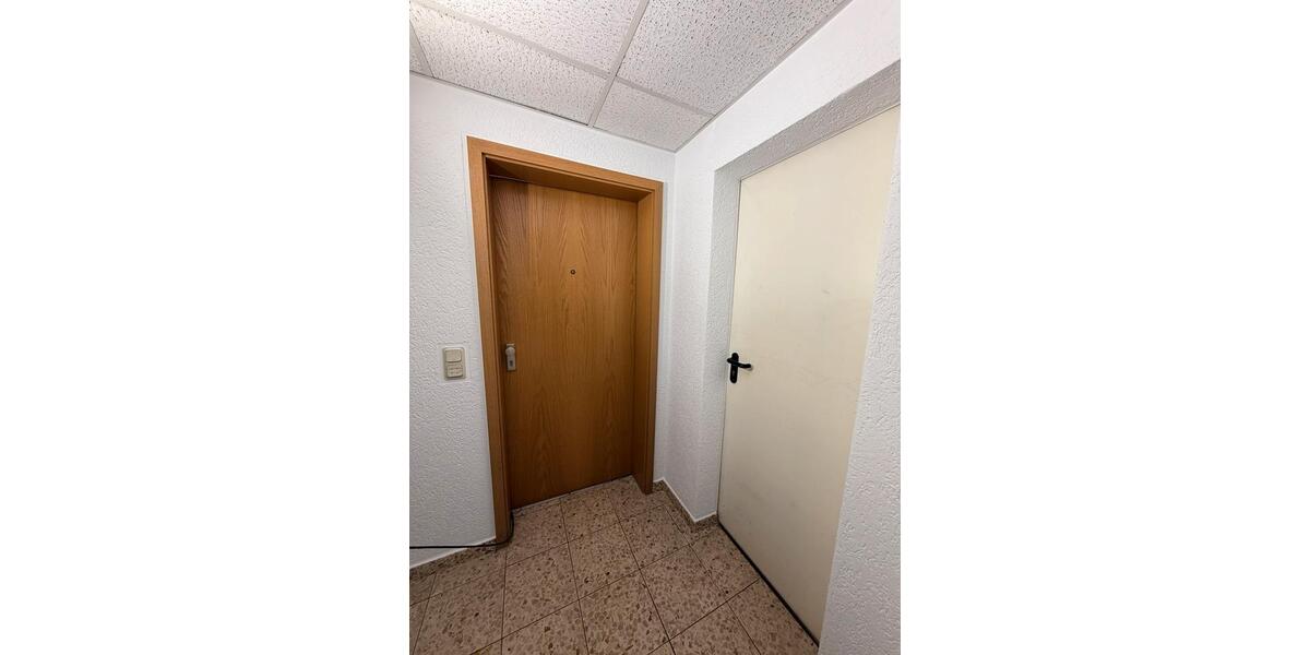 Etagenwohnung Schwerte - 2 Zimmer, 42 m&sup2;, 300&euro; | Angebot:25947673