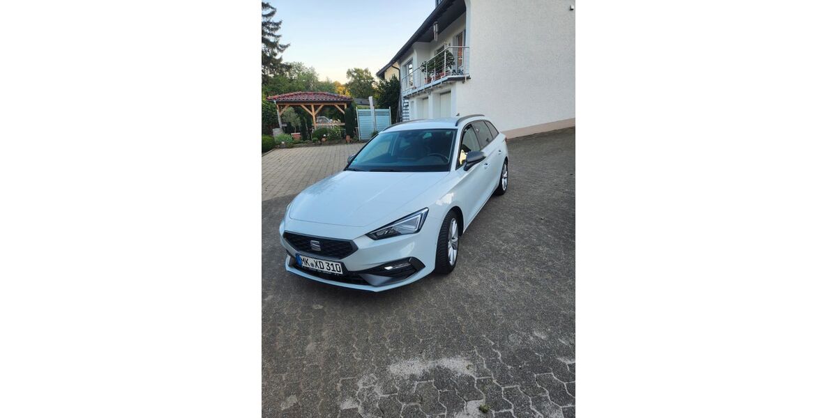 Seat Leon 105.000 km 17.880 &euro; Halver 58553