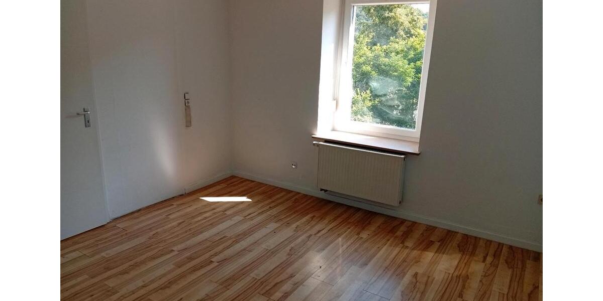 Erdgeschoßwohnung Werdohl - 4 Zimmer, 95 m&sup2;, 790&euro; | Angebot:27587187