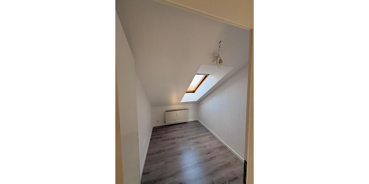 Dachgeschoßwohnung Hamm Herringen - 3 Zimmer, 44 m&sup2;, 440&euro; | Angebot:25839845