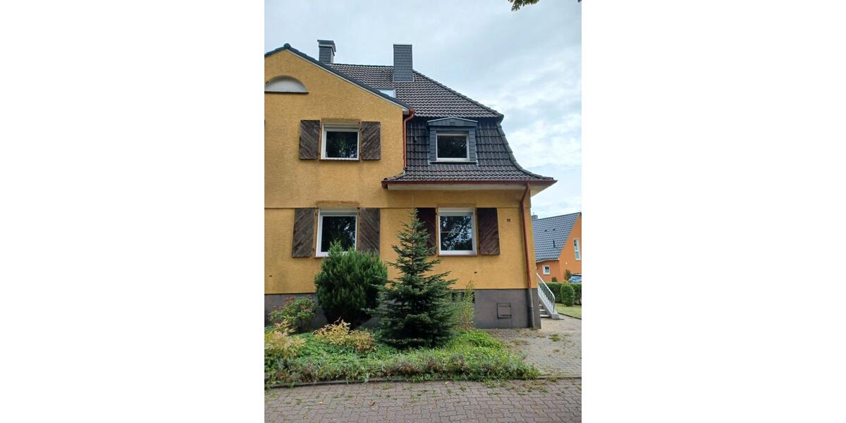 Doppelhaushälfte Bergkamen - 8 Zimmer, 140 m&sup2;, 330.000&euro; | Angebot:27607395
