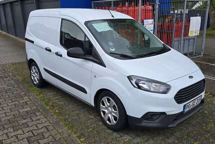 Ford Transit Courier 85.656 km 8.999 &euro; Bochum, Stadt 44892