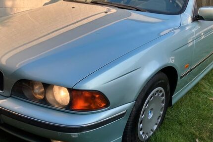 BMW 520 121.000 km 6.900 &euro; Dortmund 44227