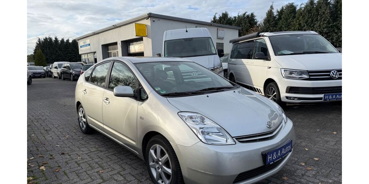 Toyota Prius 122.830 km 5.900 &euro; Werl 59457