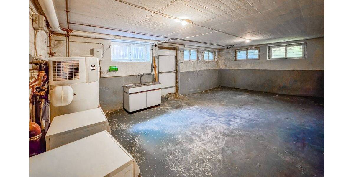 Einfamilienhaus Bochum Weitmar - 1 Zimmer, 300 m&sup2;, 950.000&euro; | Angebot:26607140
