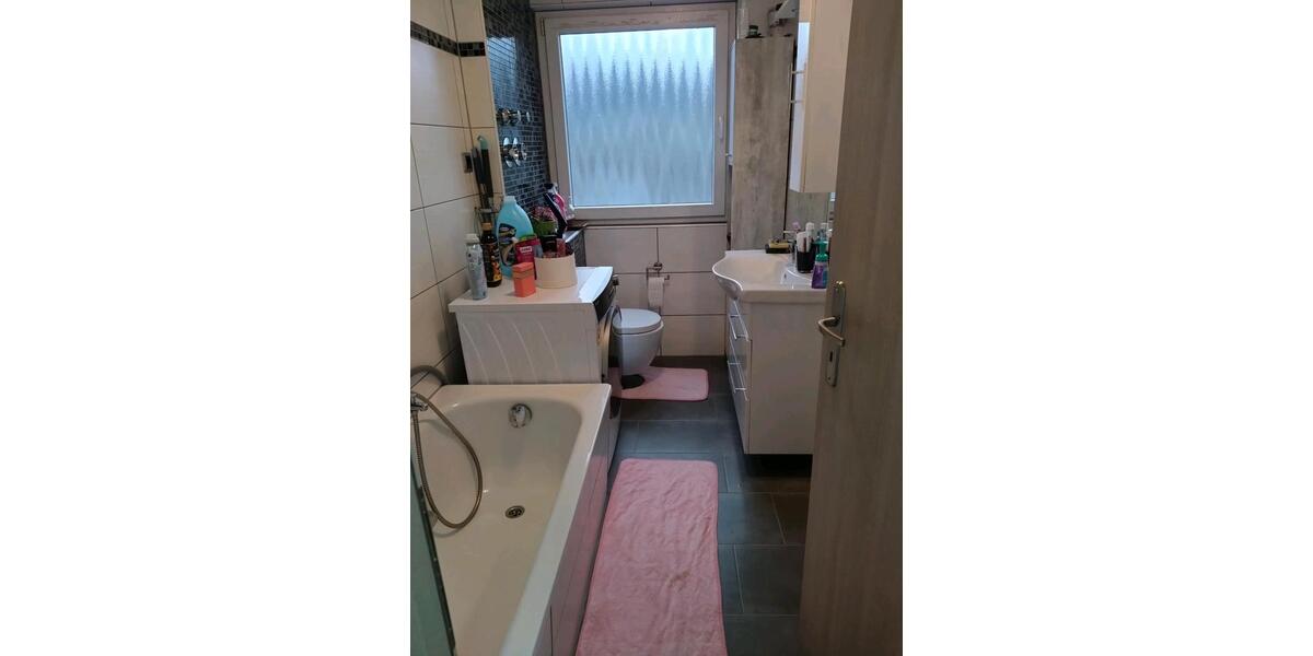 Erdgeschoßwohnung Werdohl - 3 Zimmer, 61 m&sup2;, 300&euro; | Angebot:26001870