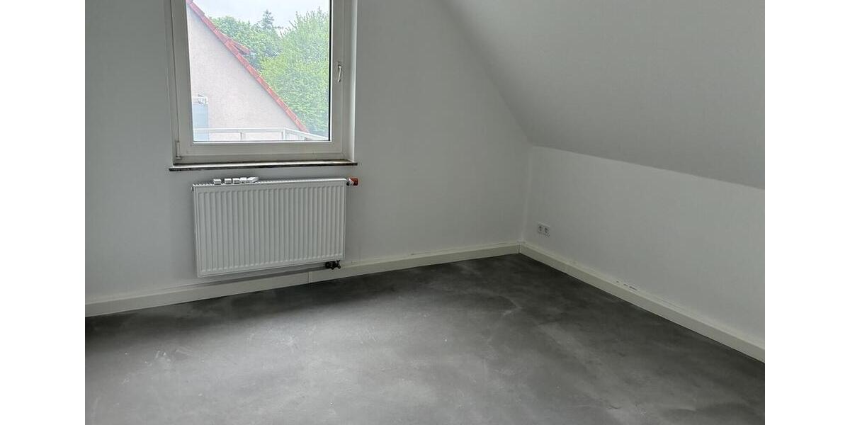 Dachgeschoßwohnung Castrop-Rauxel Bladenhorst - 2.5 Zimmer, 44 m&sup2;, 403&euro; | Angebot:26527112