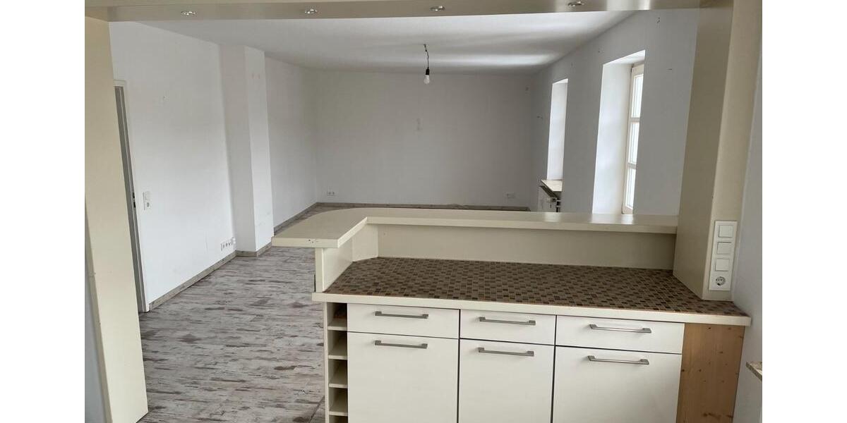 Dachgeschoßwohnung Lüdenscheid - 3.5 Zimmer, 88 m&sup2;, 700&euro; | Angebot:24864412