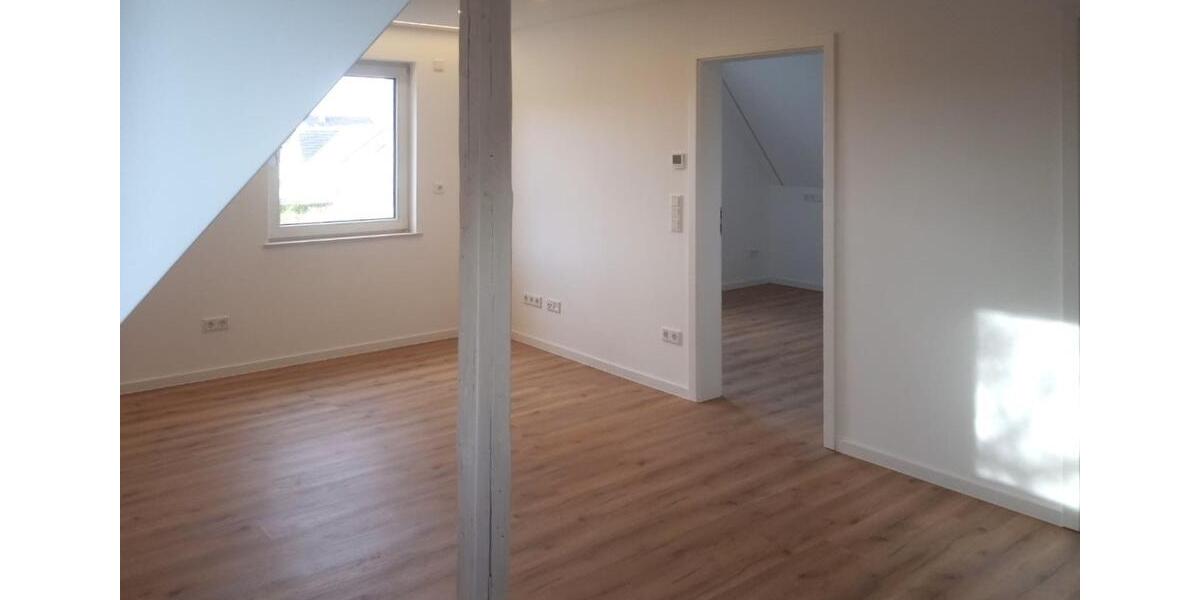 Dachgeschoßwohnung Schwerte - 3 Zimmer, 44 m&sup2;, 550&euro; | Angebot:25590121