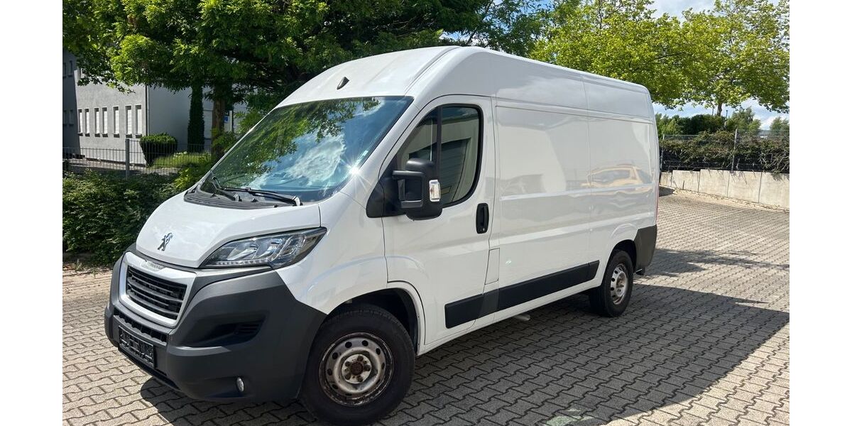 Peugeot Boxer 79.000 km 17.980 &euro; Dortmund 44269