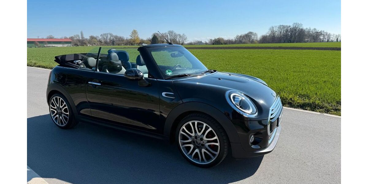 Mini Cooper Cabrio 37.000 km 20.600 &euro; Bochum 44879
