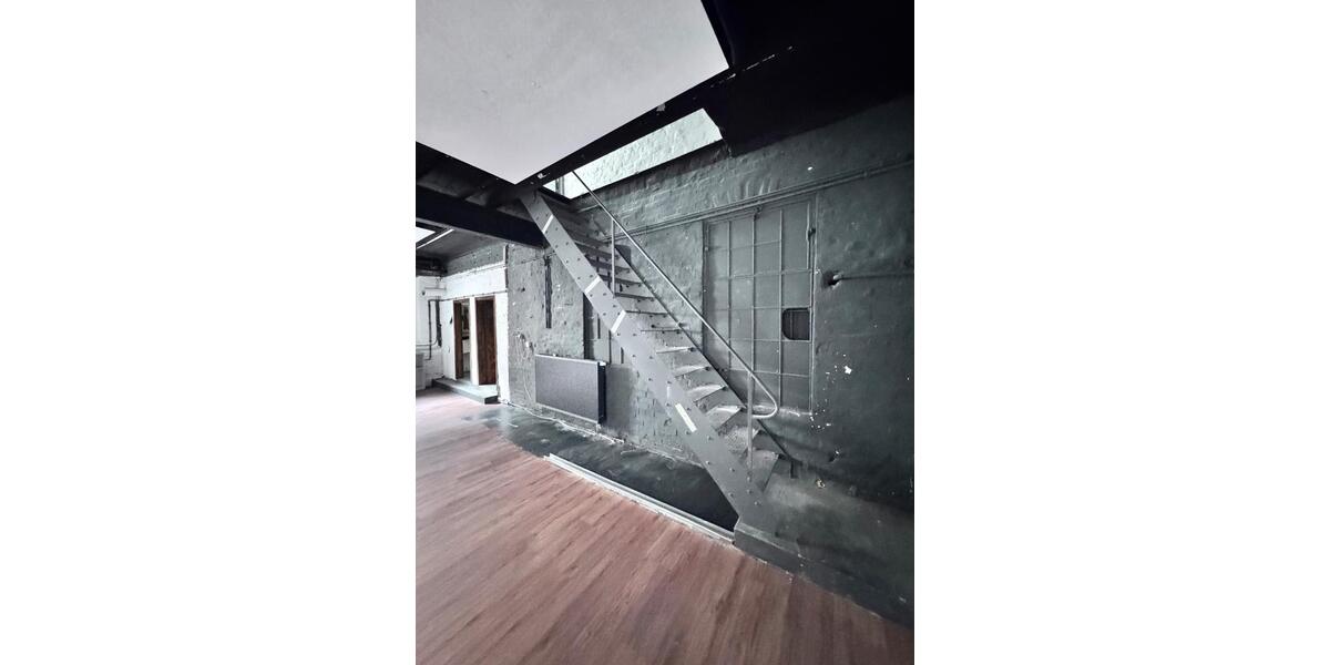 Loft - Studio - Atelier Menden (Sauerland) - 3 Zimmer, 241 m&sup2;, 1.800&euro; | Angebot:24930538