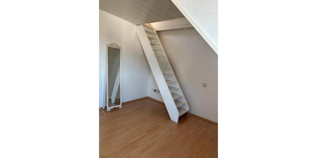 Etagenwohnung Schwerte - 1 Zimmer, 200 m&sup2;, 1.500&euro; | Angebot:27592870