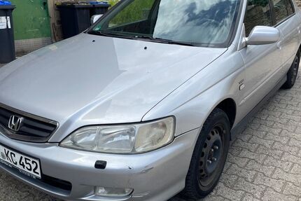 Honda Accord 171.570 km 1.900 &euro; Hagen 58097
