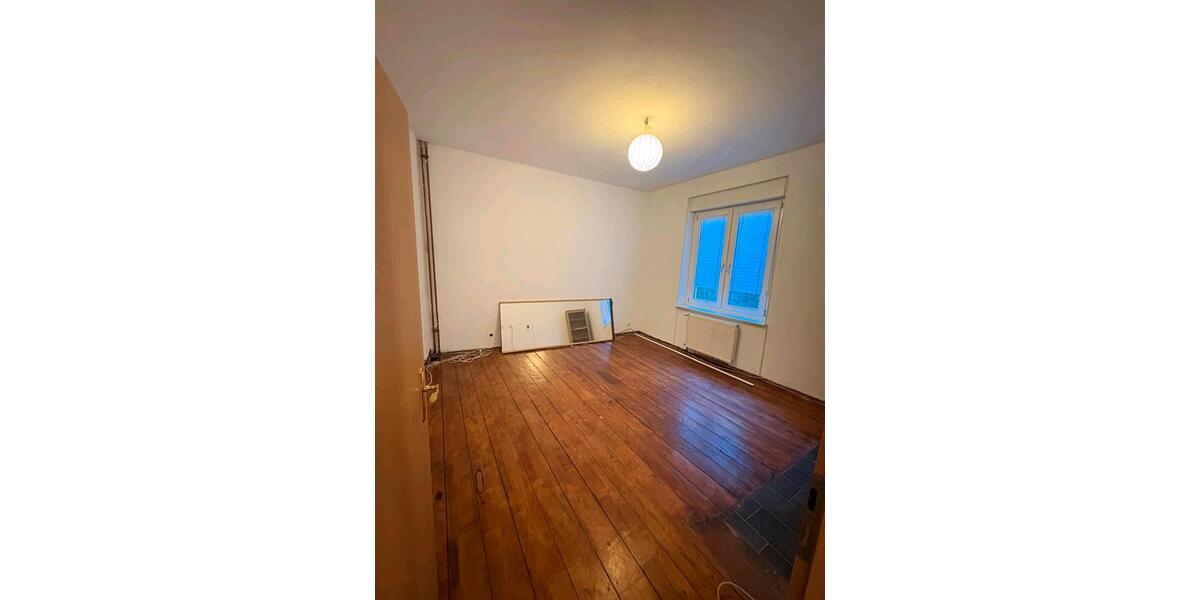Mehrfamilienhaus, Wohnhaus Altena - 9 Zimmer, 180 m&sup2;, 1.440&euro; | Angebot:27614920