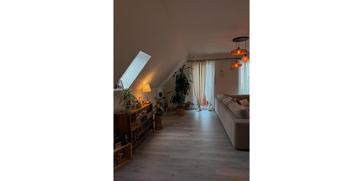 Dachgeschoßwohnung Hemer - 3 Zimmer, 85 m&sup2;, 650&euro; | Angebot:25994198