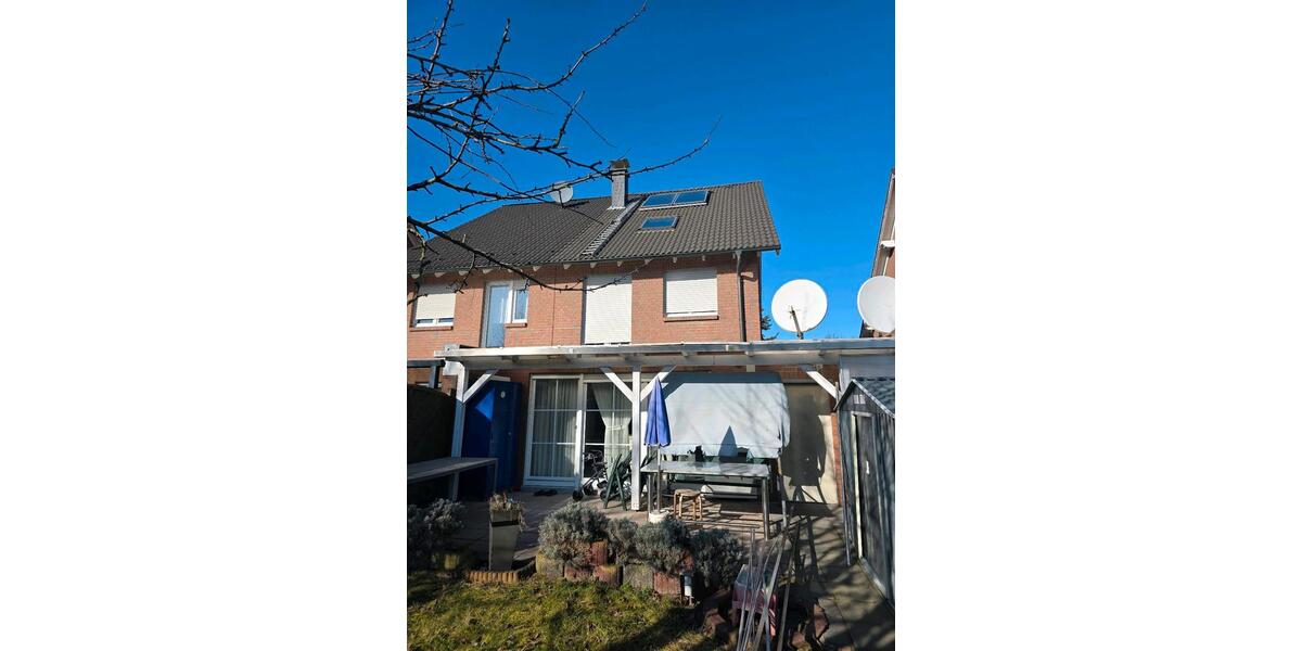 Doppelhaushälfte Lünen Alstedde - 2 Zimmer, 160 m&sup2;, 1.800&euro; | Angebot:26595948