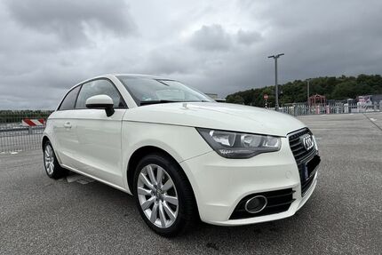 Audi A1 122.000 km 8.099 &euro; Meschede 59872