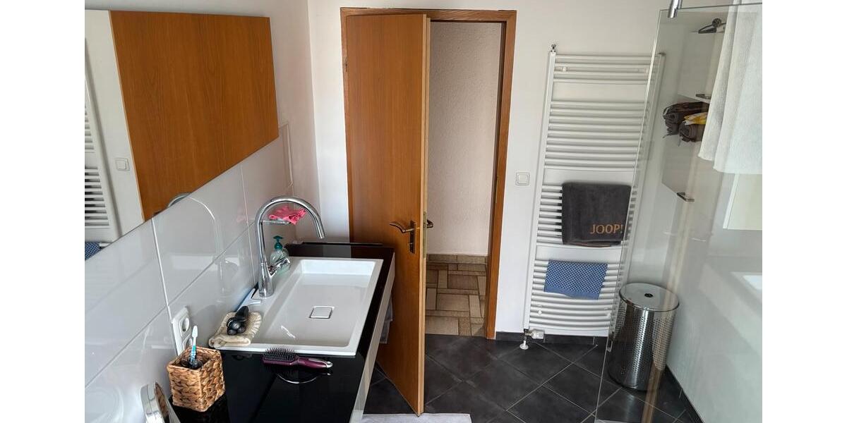 Einfamilienhaus Holzwickede - 5 Zimmer, 140 m&sup2;, 530.000&euro; | Angebot:25279171