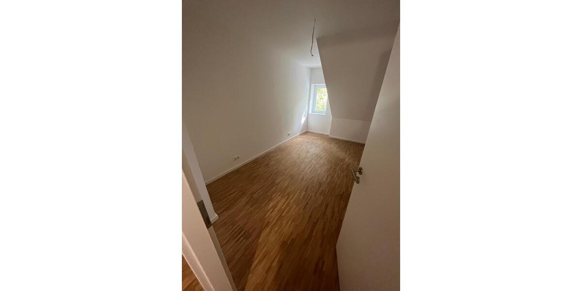 Dachgeschoßwohnung Dortmund Innenstadt West - 1.5 Zimmer, 42 m&sup2;, 785&euro; | Angebot:25690768