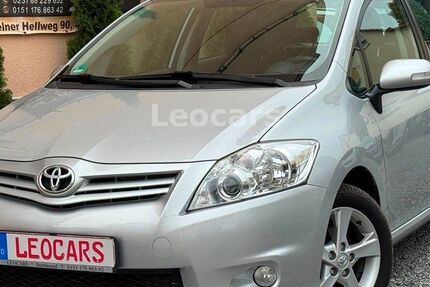 Toyota Auris 127.300 km 6.950 &euro; Dortmund 44319