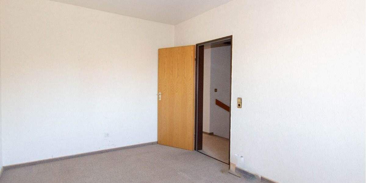 Reihenmittelhaus Castrop-Rauxel Ickern - 5 Zimmer, 120 m&sup2;, 340.000&euro; | Angebot:25799095