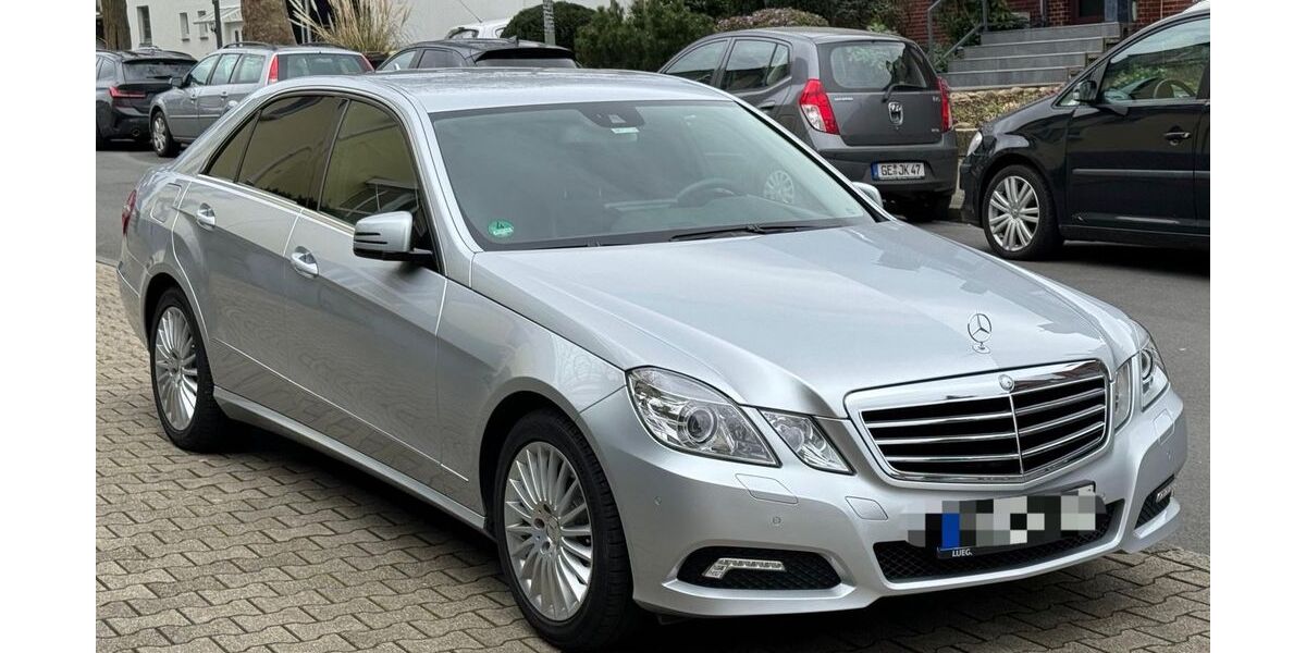 Mercedes-Benz E 200 98.000 km 14.000 &euro; Bochum 44866