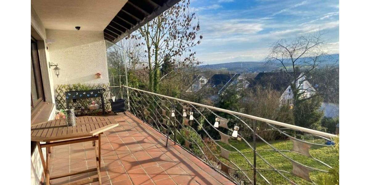 Etagenwohnung Wetter Volmarstein - 6 Zimmer, 220 m&sup2;, 429.000&euro; | Angebot:25668574