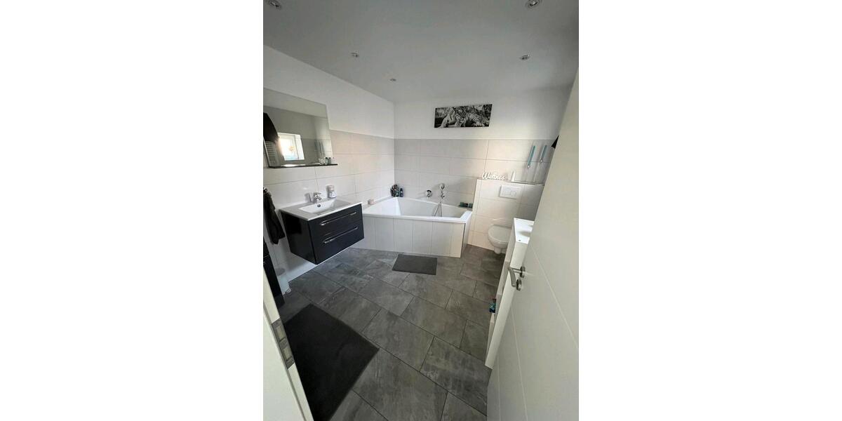 Reihenhaus Lünen Brambauer - 3 Zimmer, 79 m&sup2;, 296.000&euro; | Angebot:26042126