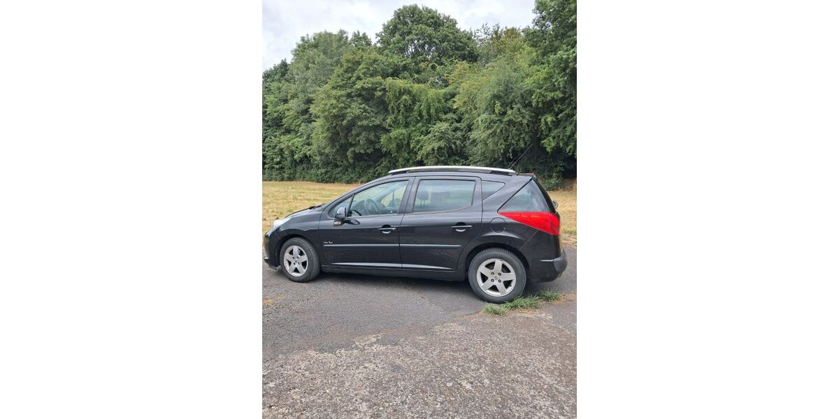 Peugeot 207 86.300 km 2.395 &euro; Schwerte 58239