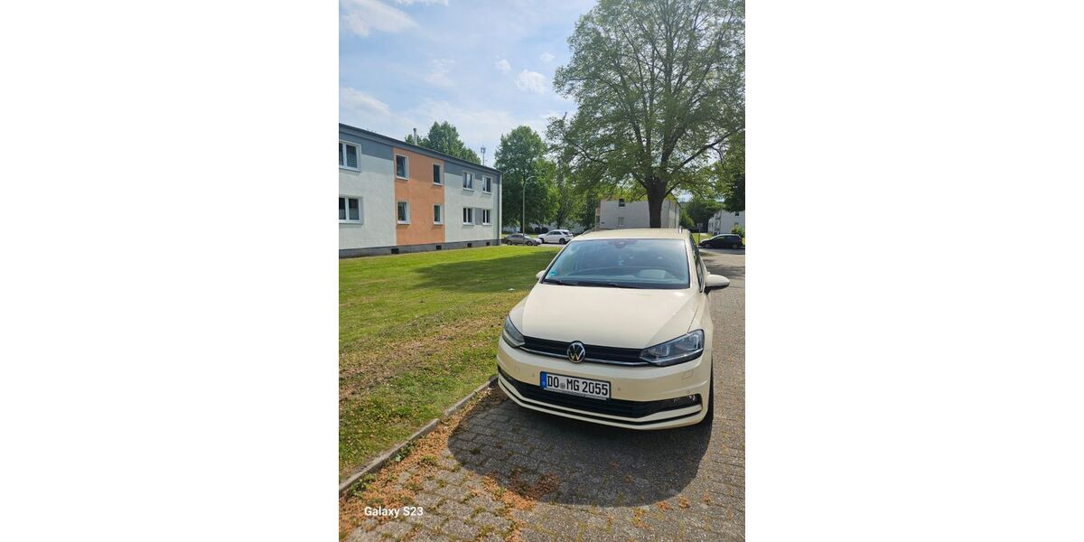 VW Touran 120.000 km 21.600 &euro; Dortmund 44369