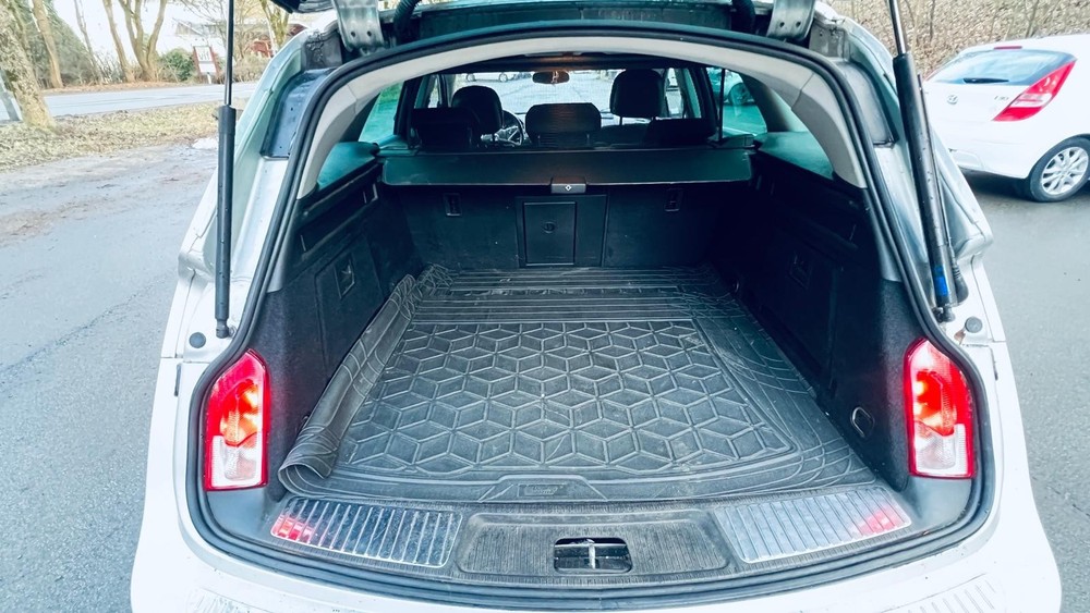 Opel Insignia Sports Tourer 201.408 km 7.800 &euro; Lüdenscheid 58507