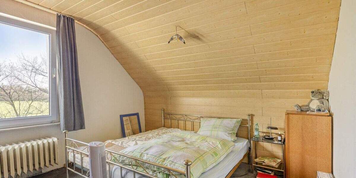 Mehrfamilienhaus, Wohnhaus Castrop-Rauxel Henrichenburg - 6 Zimmer, 147 m&sup2;, 245.000&euro; | Angebot:25742473