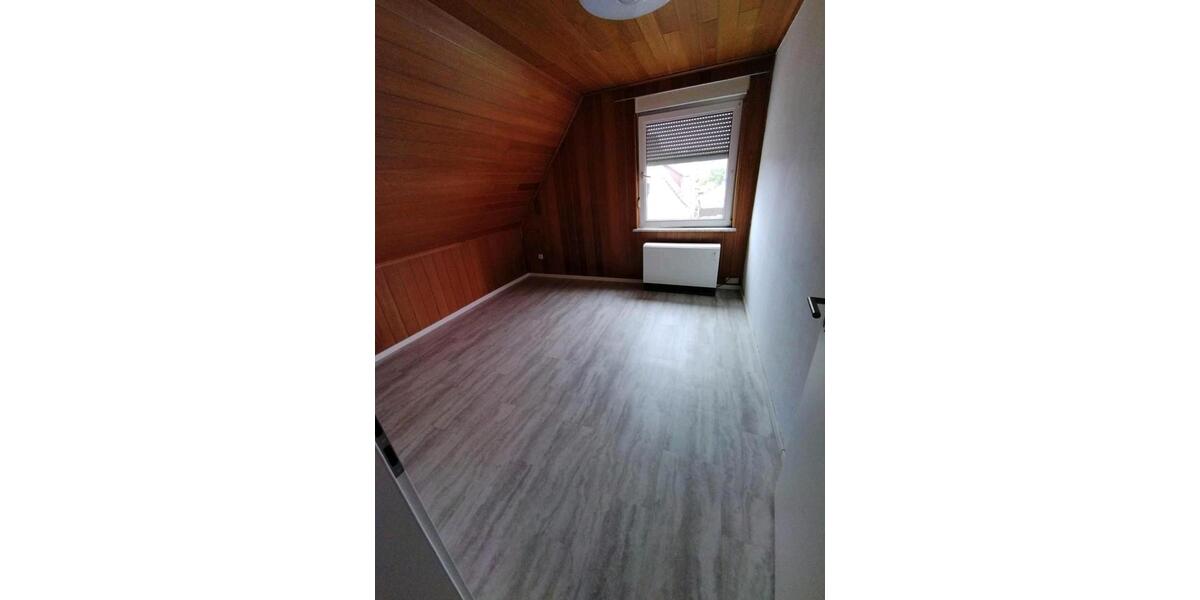 Dachgeschoßwohnung Hemer - 3 Zimmer, 57 m&sup2;, 580&euro; | Angebot:25857357