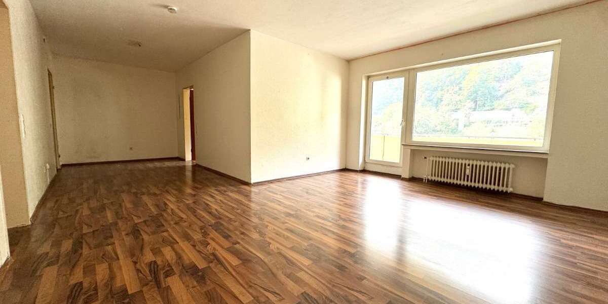 Etagenwohnung Altena - 3.5 Zimmer, 83 m&sup2;, 700&euro; | Angebot:23652921