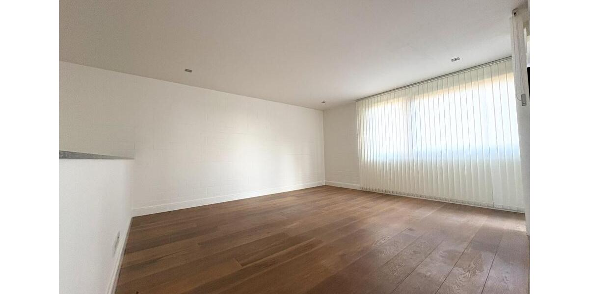 Etagenwohnung Lüdenscheid Othlinghausen - 3 Zimmer, 140 m&sup2;, 1.400&euro; | Angebot:25750103
