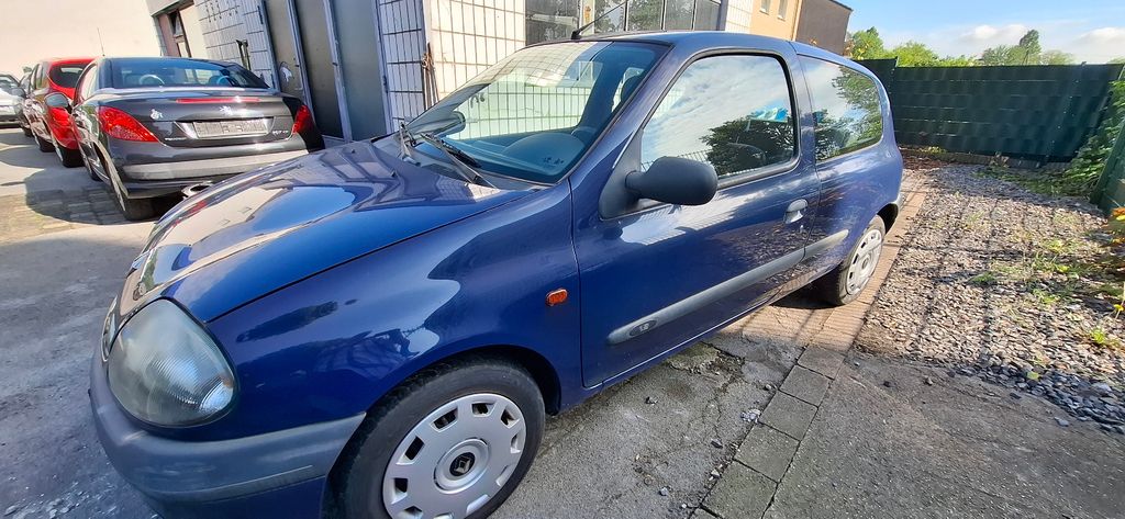 Renault Clio 84.350 km 1.250 &euro; Dortmund 44339