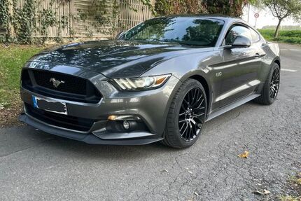 Ford Mustang 164.000 km 19.990 &euro; Werl 59457