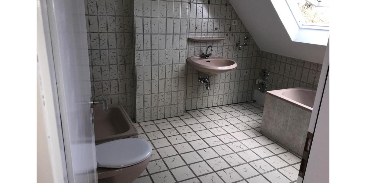 Dachgeschoßwohnung Dortmund Hörde - 1.5 Zimmer, 43 m&sup2;, 125.000&euro; | Angebot:26040930