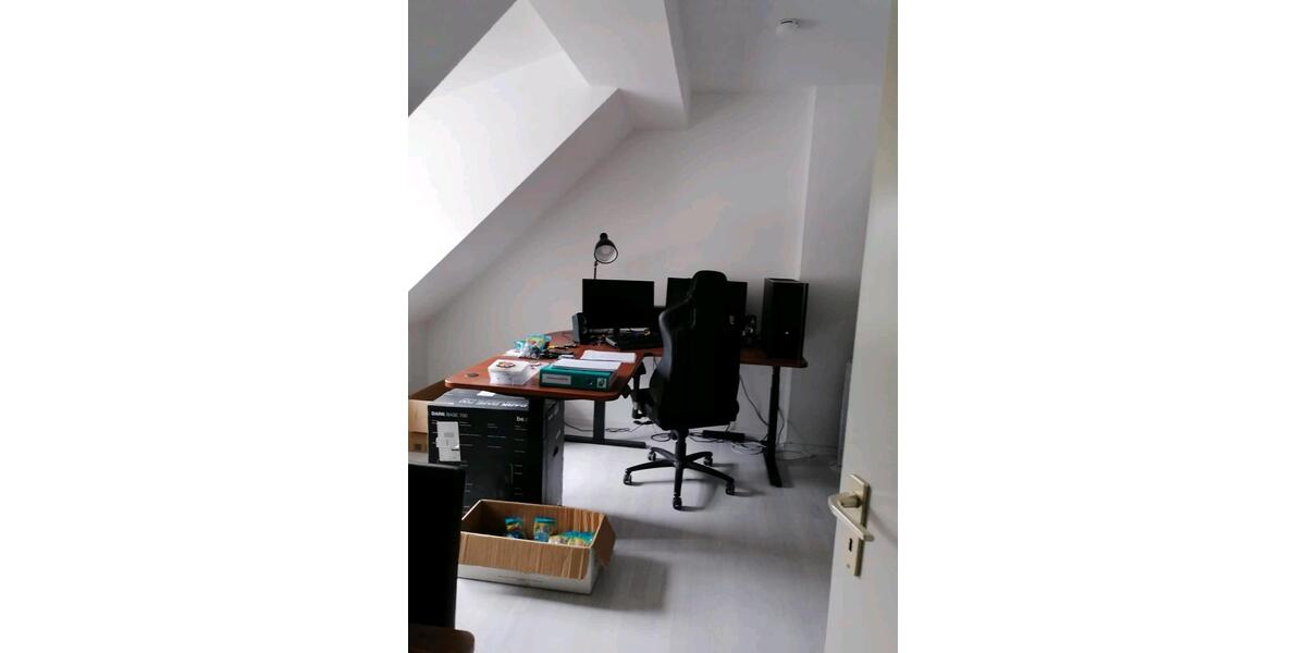 Etagenwohnung Lüdenscheid - 3 Zimmer, 100 m&sup2;, 780&euro; | Angebot:25051482