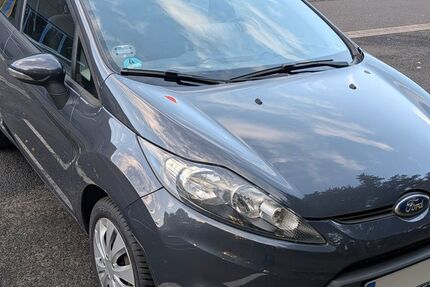 Ford Fiesta 97.500 km 4.500 &euro; Castrop-Rauxel 44577