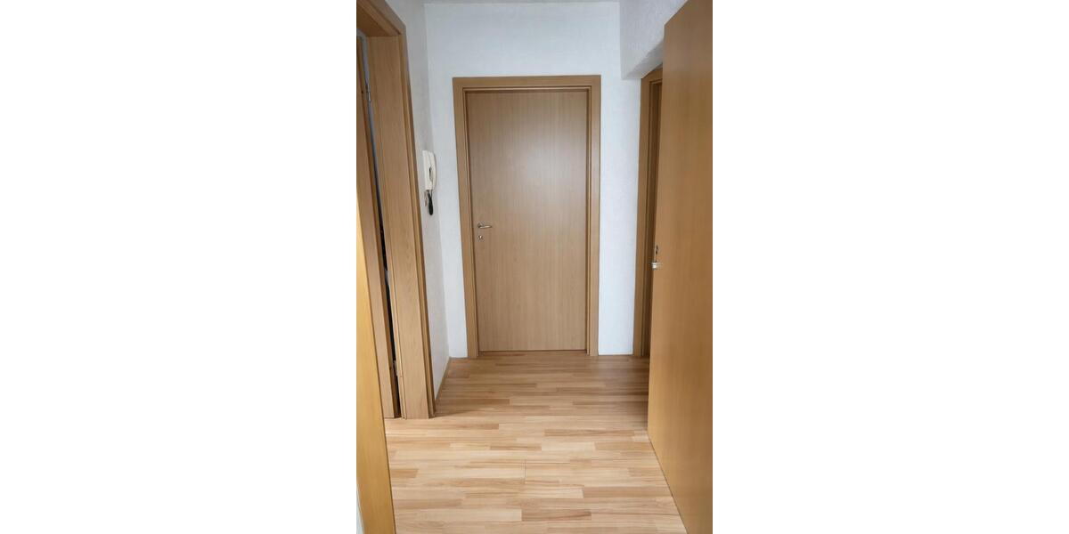 Doppelhaushälfte Altena - 9 Zimmer, 170 m&sup2;, 154.000&euro; | Angebot:26998917