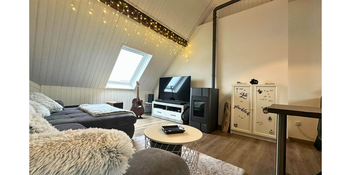 Doppelhaushälfte Balve Mellen - 7 Zimmer, 270 m&sup2;, 285.000&euro; | Angebot:25703460