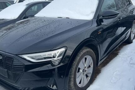 Audi e-tron 61.930 km 37.840 &euro; Hagen 58091